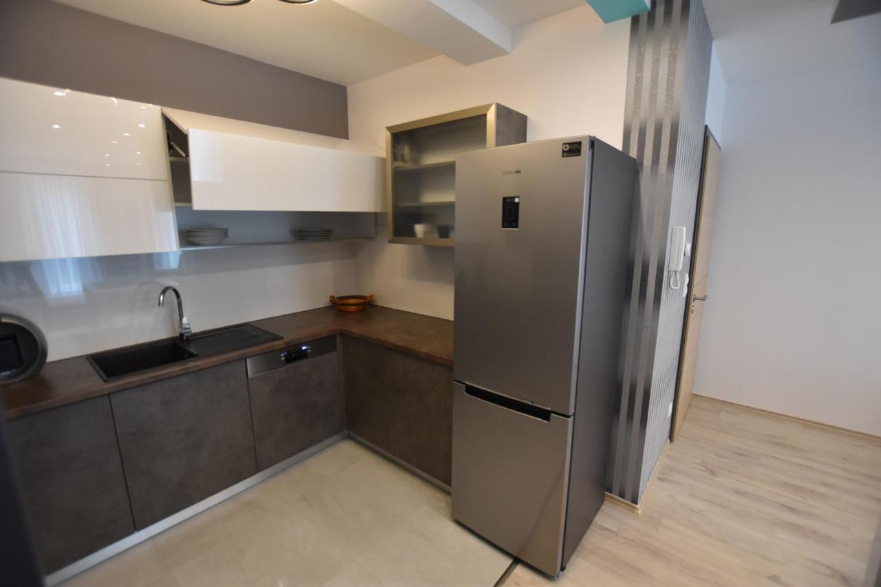 Perczel Apartment
